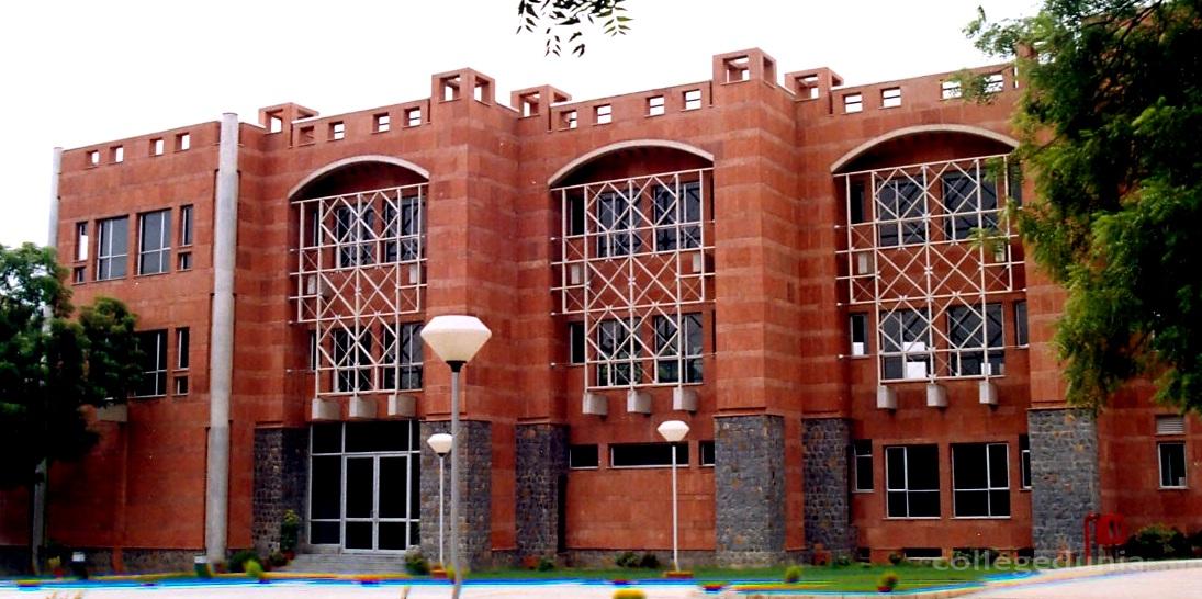 Jamia Hamdard University